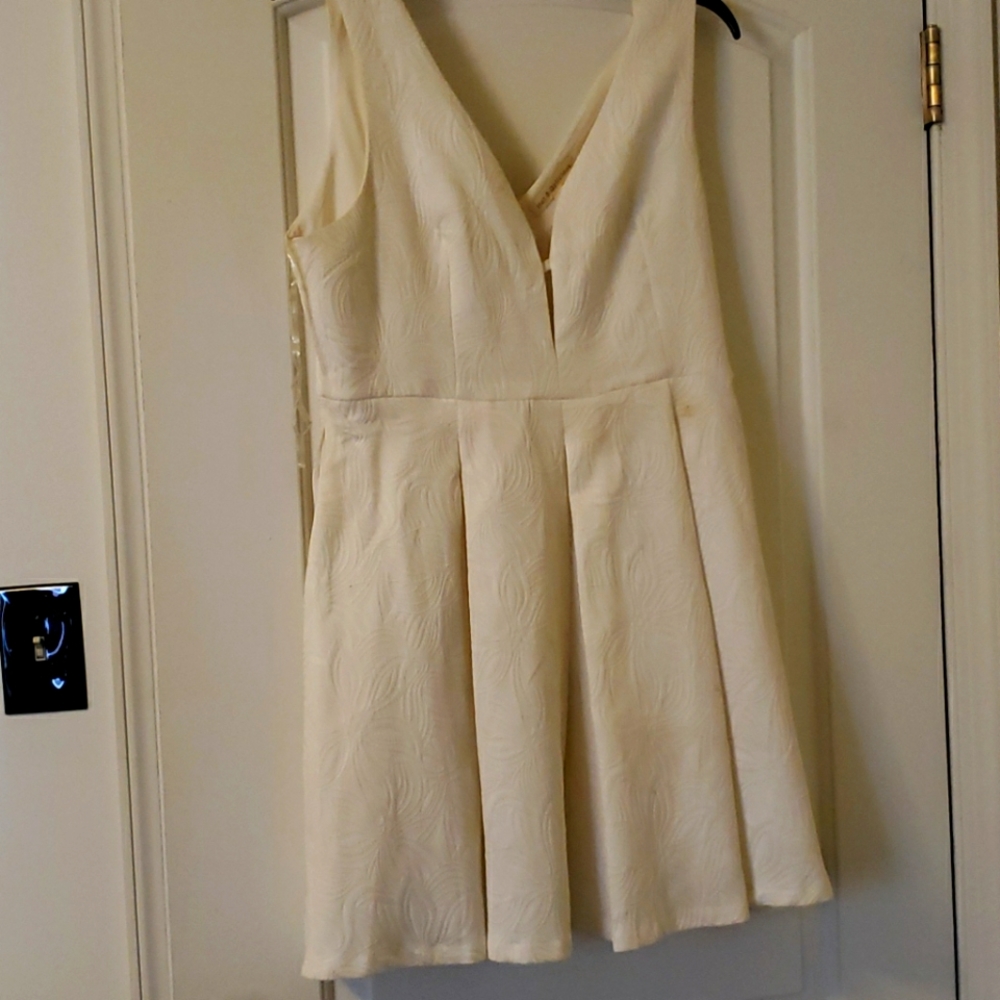White dress size large